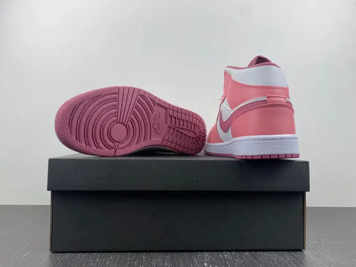 Air Jordan 1 Mid GS "Valentines Day" 
