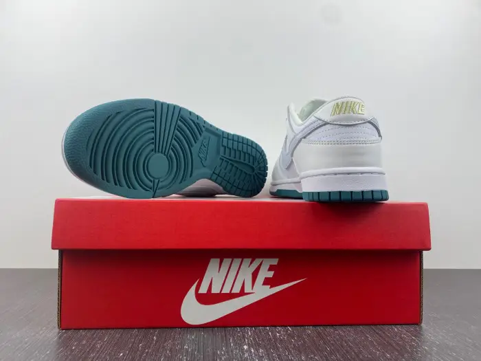Nike Dunk Low GS White Green Grey 