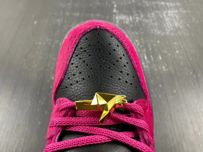 Nike SB Dunk High Run The Jewels  - 