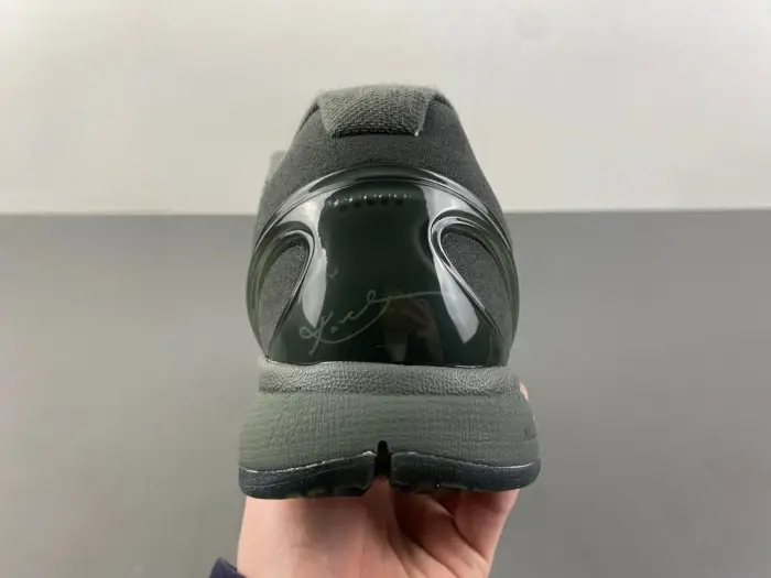 Nike Zoom Kobe 6 'Fade To Black' - 869457 