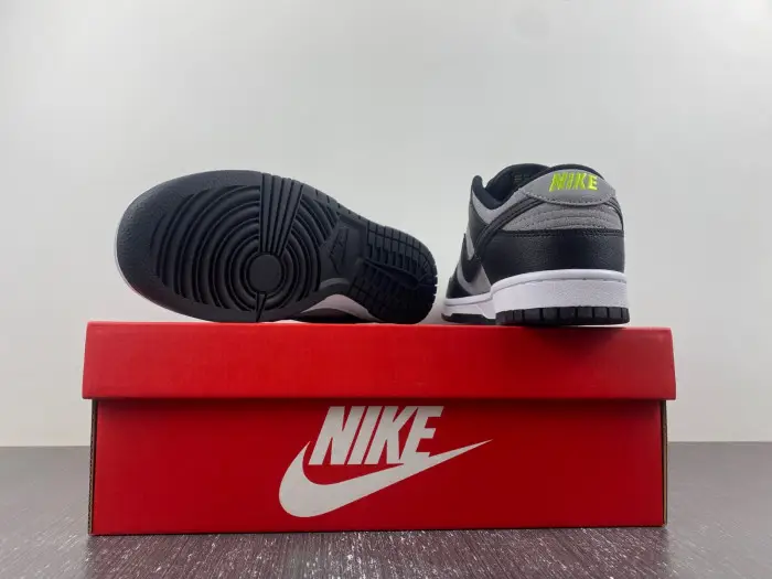 Nike Dunk Low Black Grey Green Strike 