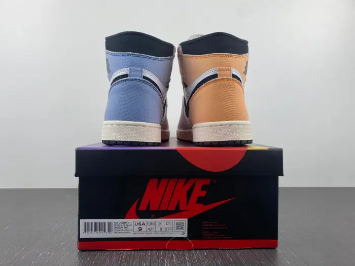 Jordan 1 Retro High OG Skyline - 
