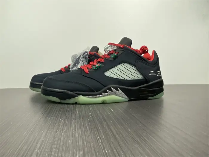 Air Jordan Retro 5 “Anthracite” 