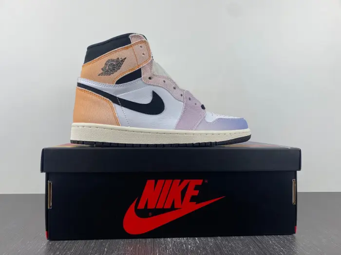 Jordan 1 Retro High OG Skyline - 