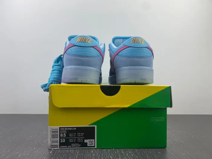 Nike SB Dunk Low Run The Jewels - 