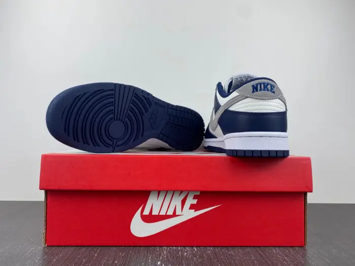 Nike Dunk Low Summit White Midnight Navy - 