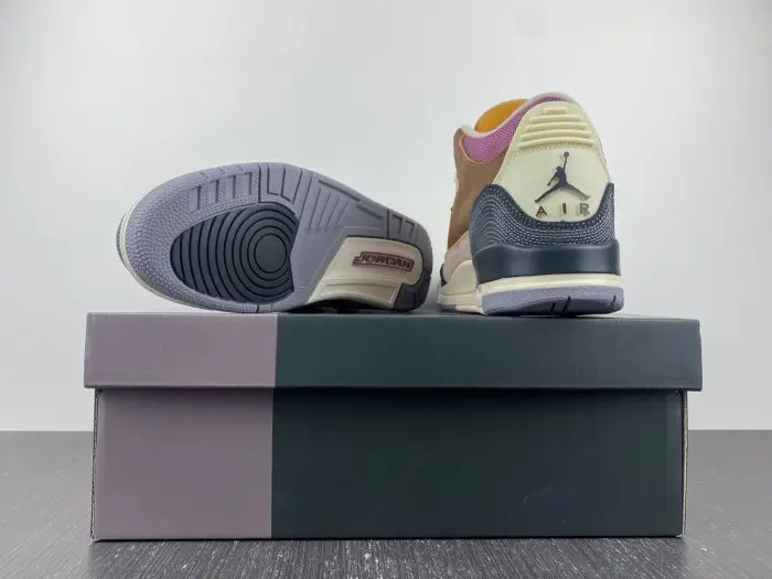 Air Jordan 3 Retro Winterized Archaeo Brown 