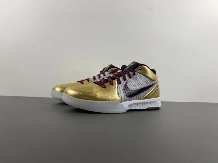 Nike Kobe 4 Protro Gold Medal 