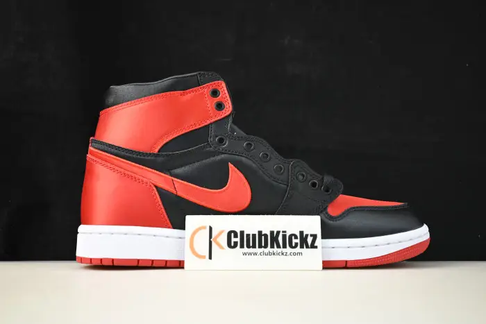 Air Jordan 1 High OG WMNS Satin Bred 