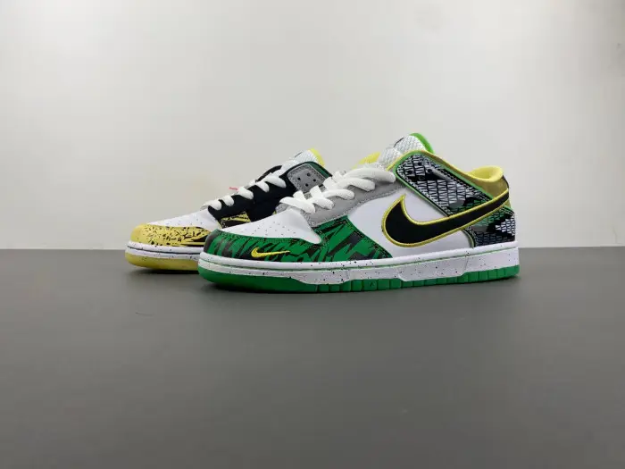 Nike Dunk Low What the Duck Away University of Oregon PE 