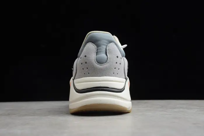 Adidas Yeezy Boost 700 Magnet 