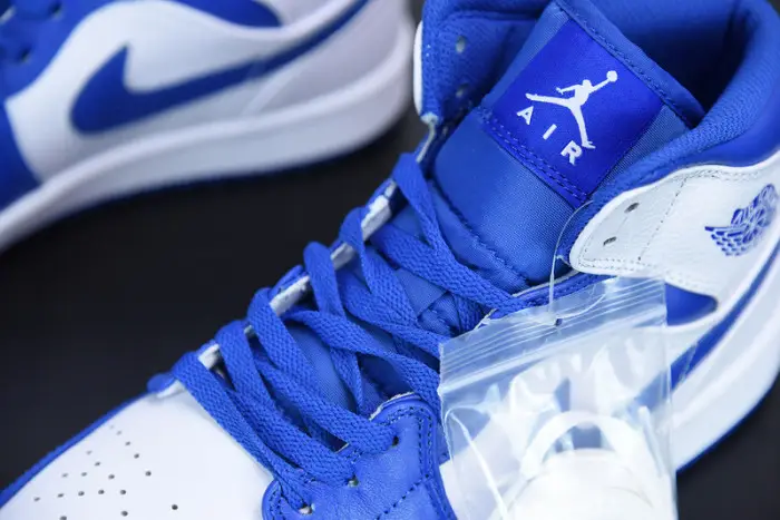 Air Jordan 1 Mid “Hyper Royal” 