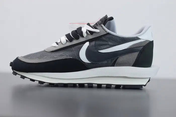 Sacai x NK LVD Waffle Daybreak 