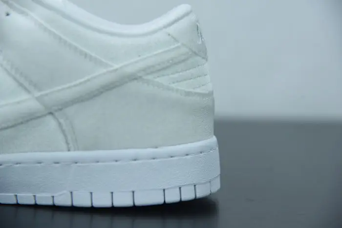 Dover Street Market Nike Dunk Low 