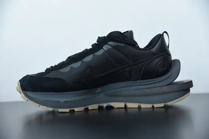 Sacai x VaporWaffle 'Black Gum' 