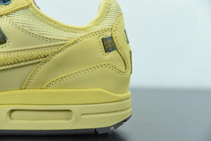 Travis Scott x Nike Air Max 1 'Wheat' 
