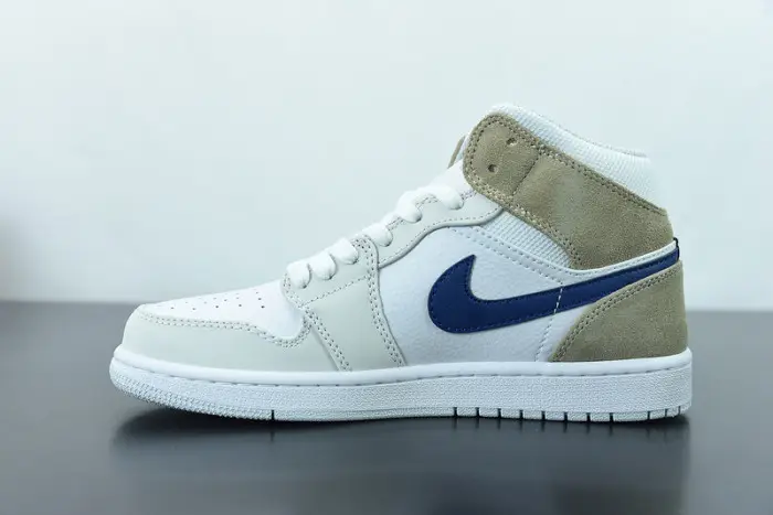 Air Jordan 1 Mid 