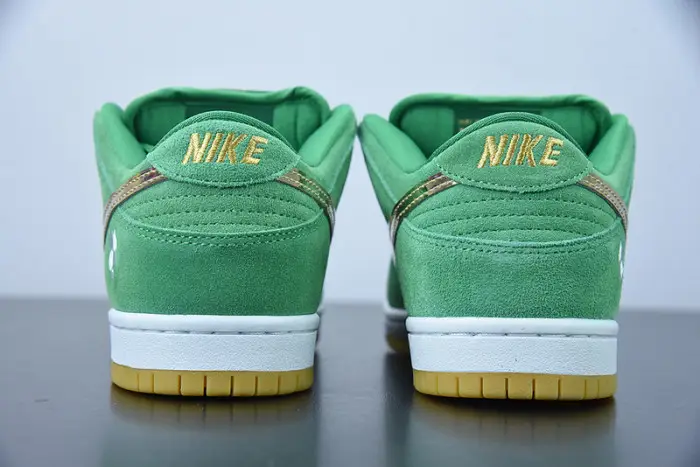 Nike SB Dunk Low St. Patrick's Day 