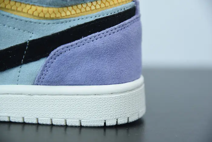 Air Jordan 1 High Switch Purple Pulse 