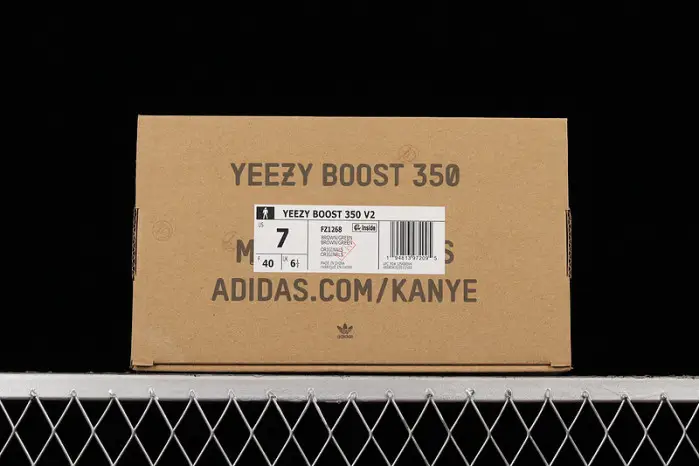 ADIDAS YEEZY BOOST 350 V2 