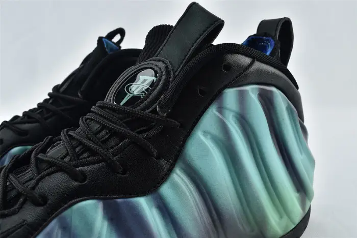 Nike Air Foamposite One Northern Lights 