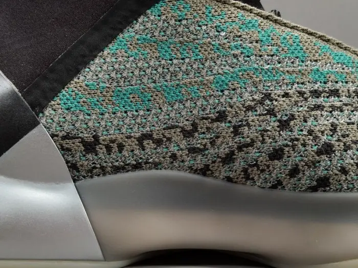 Adidas Yeezy QNTM Teal Blue - 
