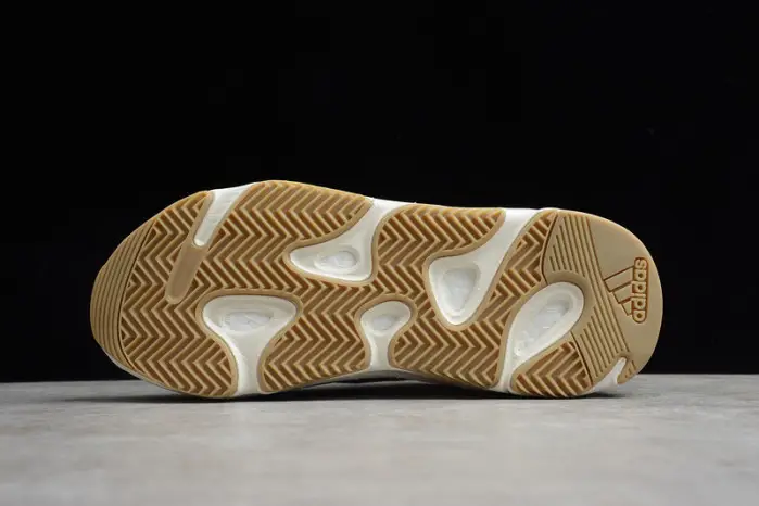 Adidas Yeezy Boost 700 Magnet 