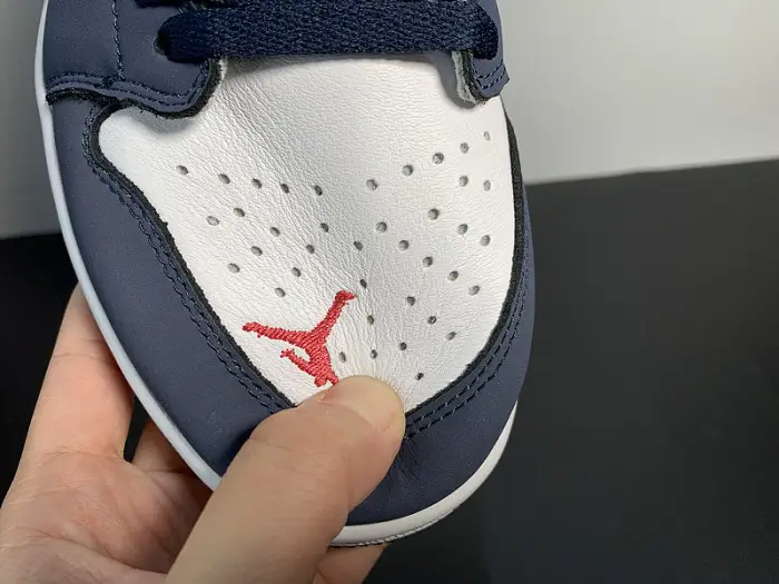 Air Jordan 1 Low SB 'Midnight Navy' - CJ7891 
