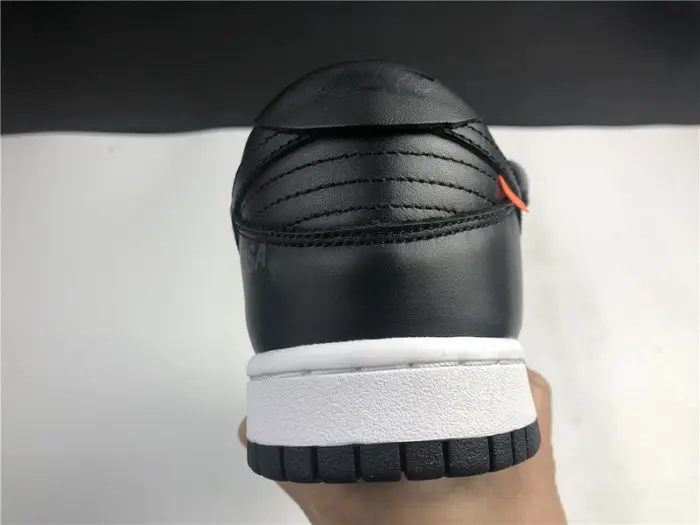 OFW x Nike Dunk 