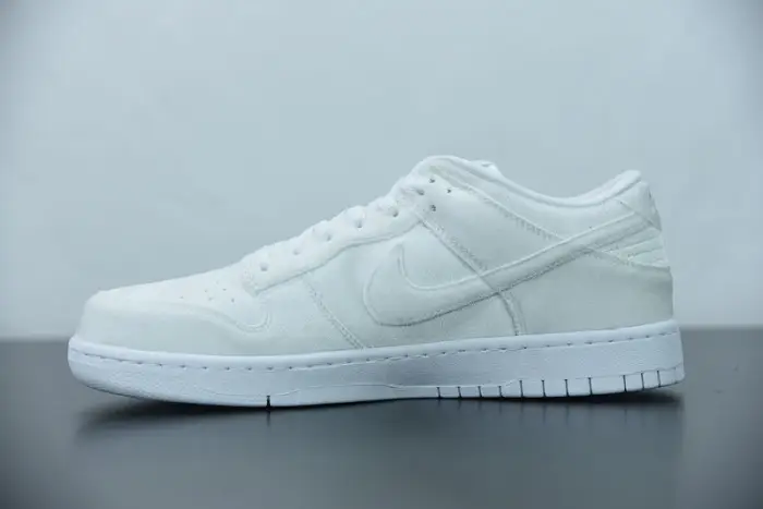 Dover Street Market Nike Dunk Low 