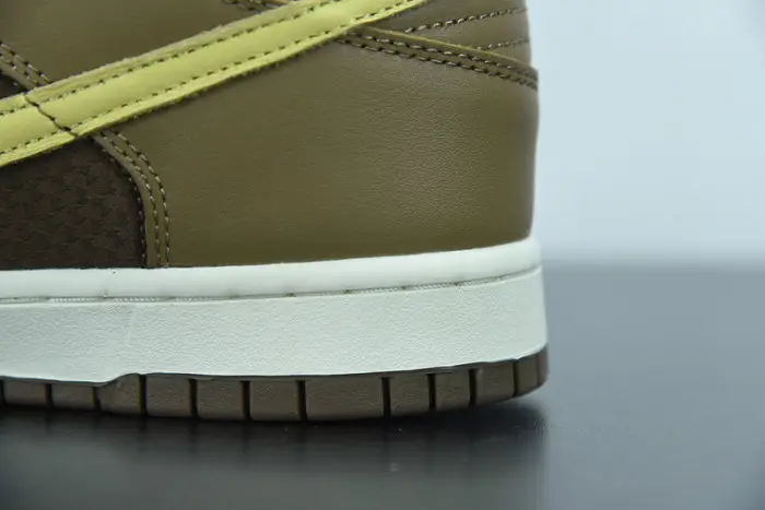 Nike Dunk Low SP UNDEFEATED Canteen 