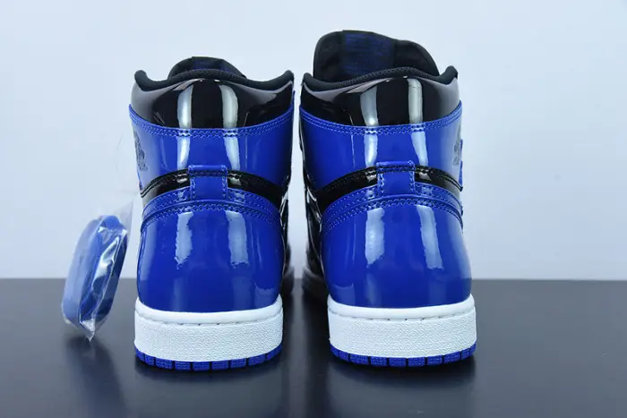 Air Jordan 1 Dark Marina Blue 