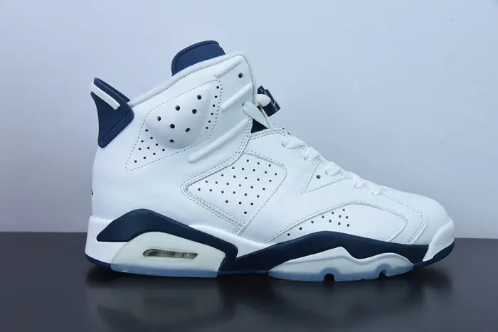 Air Jordan 6 “Midnight Navy” 