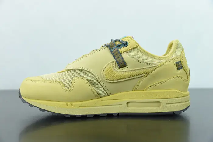 Travis Scott x Nike Air Max 1 'Wheat' 