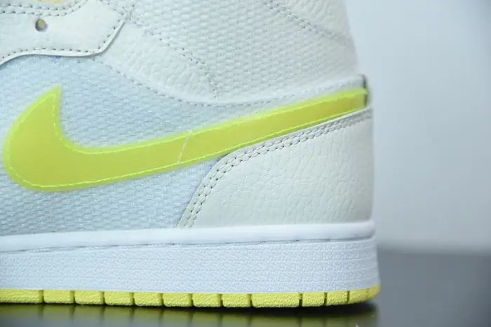 Air Jordan 1 Mid SE Voltage Yellow 