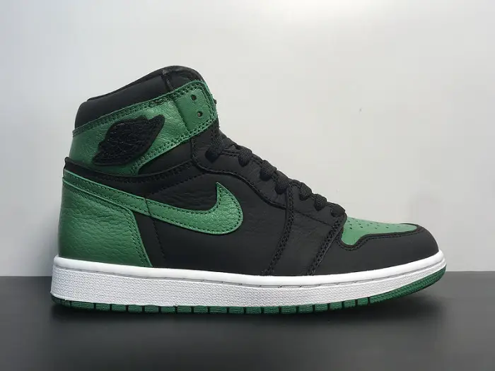 Air Jordan 1 Retro High OG 'Pine Green 2.0'  DADFE123