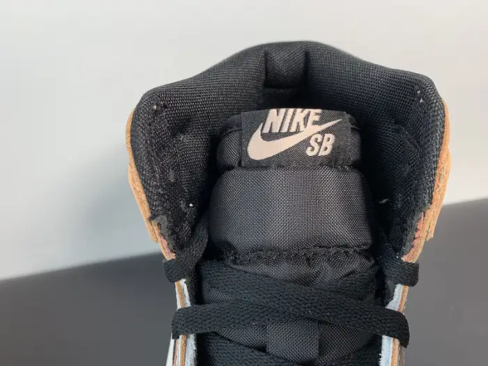 Air Jordan 1 Retro High OG Defiant SB NYC to Paris 