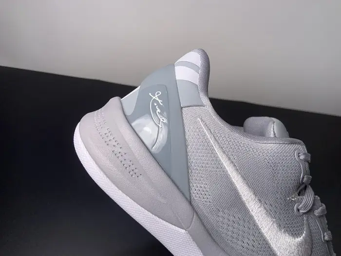 Nike Kobe 8 Protro Wolf Grey 