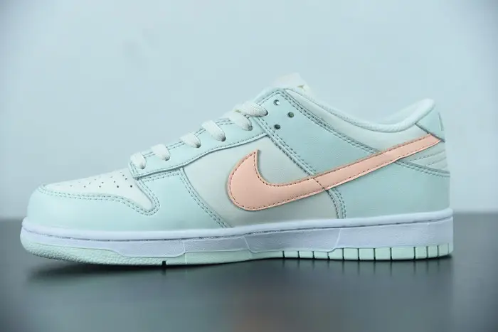Nike Dunk Low Barely Green 