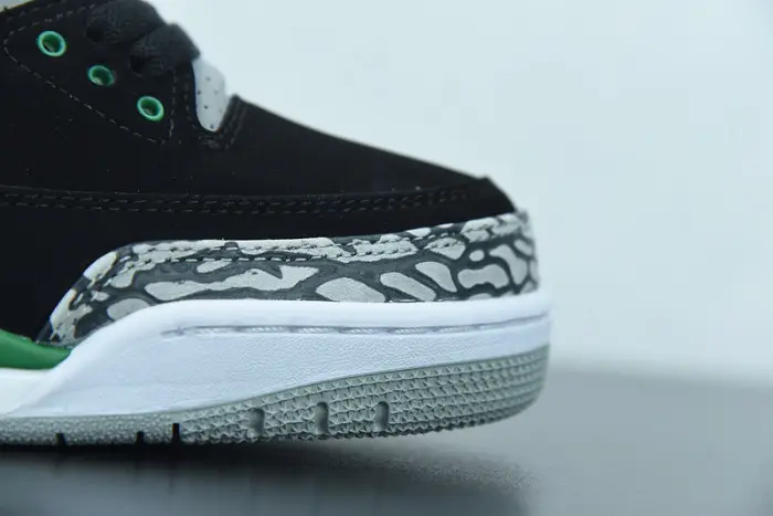 Air Jordan 3 Pine Green 