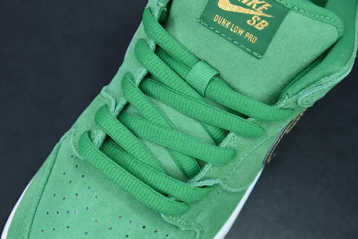 Nike SB Dunk Low St. Patrick's Day 