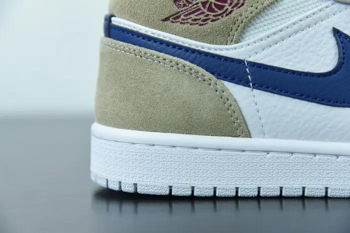 Air Jordan 1 Mid 