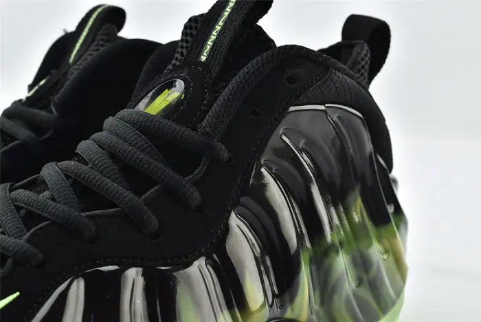 Nike Air Foamposite One 'Paranorman' 