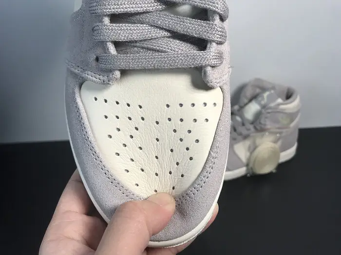(WMNS) Air Jordan 1 High Premium 'Atmosphere Grey' 