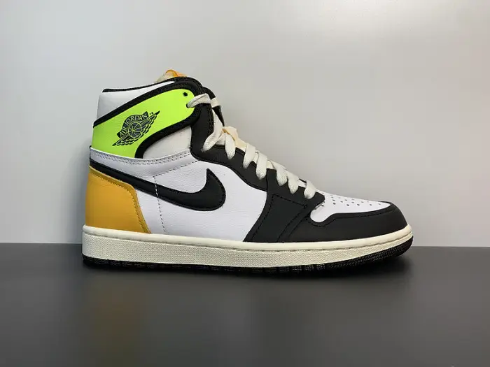 Air Jordan 1 Retro High OG 'Volt Gold' 