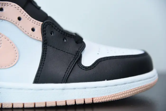 Air Jordan 1 Mid 'Crimson Tint' 