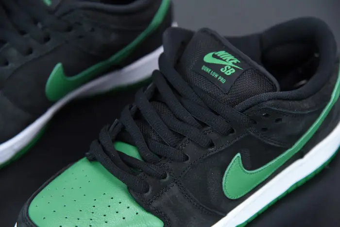 Nike SB Dunk Low Pro 