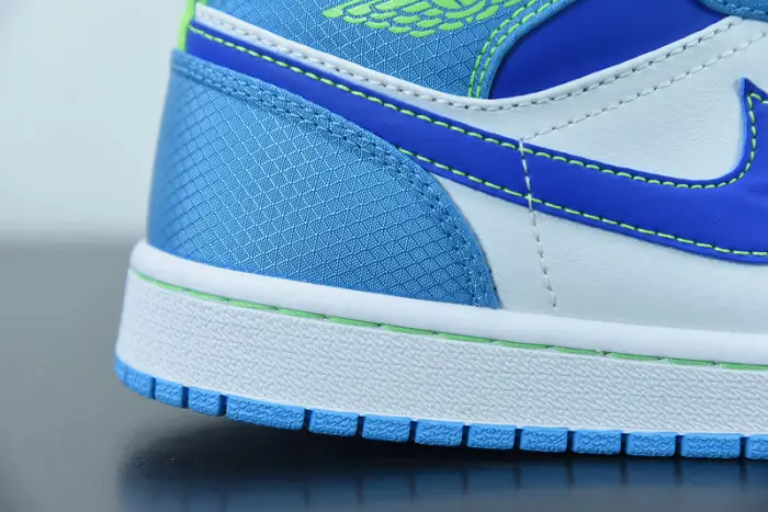 Air Jordan 1 Mid GS 