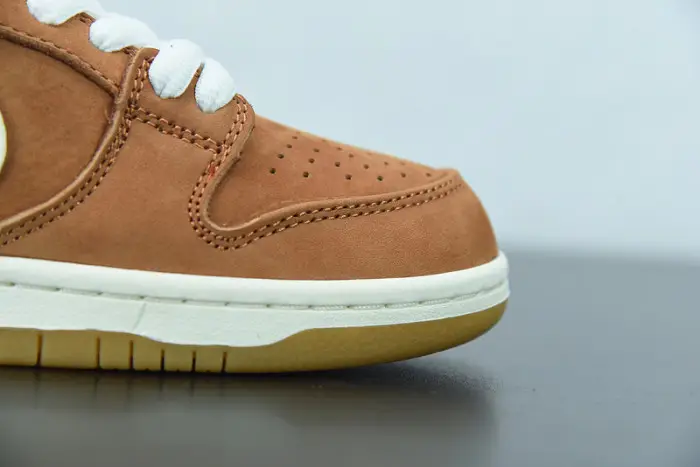 Nike Dunk Low " Wheat " 
