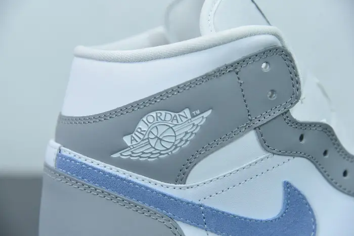 Air Jordan 1 Mid Wolf Grey Aluminum 
